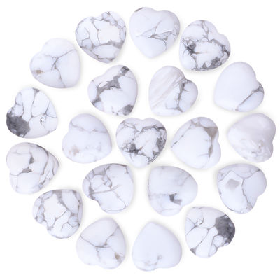 Pedras de cura em forma de coração branco turquesa 0,8 polegadas para fabricação de jóias