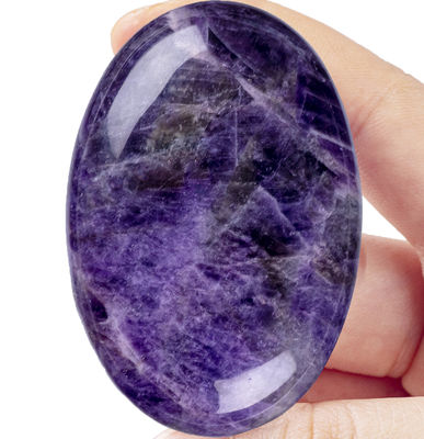 Pedra de palma natural polida Ametista Pedra de bolso Ametista Pedra de preocupação Para alívio do estresse Decoração residencial