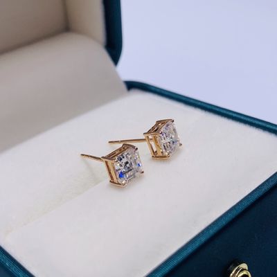 18K de ouro Moissanite diamantes brincos para o presente de aniversário
