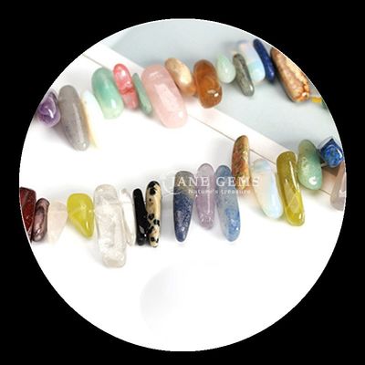 Cristal natural Pedra preciosa Dentes irregulares Forma de pérolas polidas Chip cascalho Filamentos de pérolas soltas para fabricação de jóias DIY