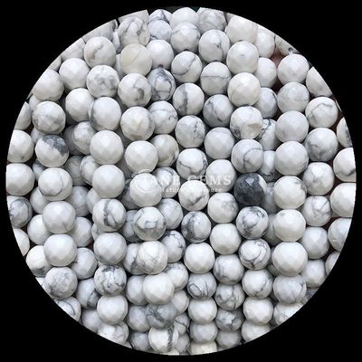Pedras preciosas de corte redonda multicoloridas Vários tipos Howlite contas de turquesa africana para jóias de bricolage